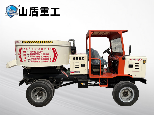 混凝土攪拌運(yùn)輸車(chē)如何提升效率
